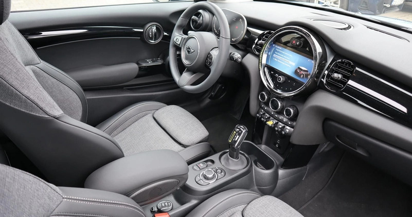 MINI Cooper S cena 139900 przebieg: 3000, rok produkcji 2023 z Brańsk małe 67